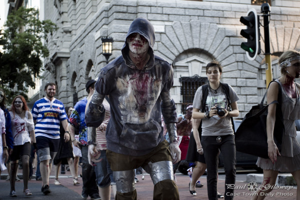 Cape Town Zombie Walk : Hoodie Zombie