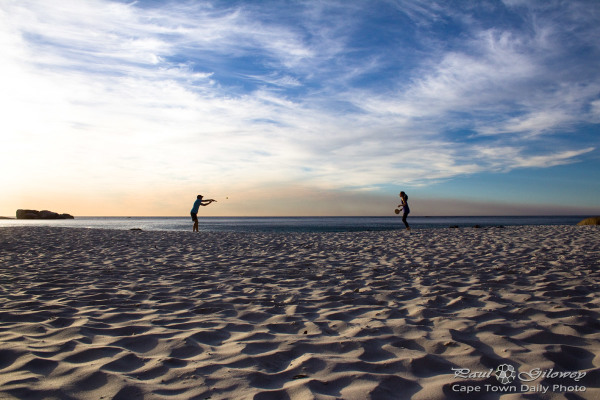 Sunset beach-tennis